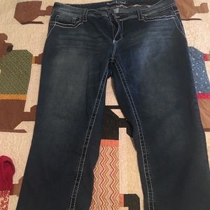 Adorable plus size Maurice’s Capris, 22W!